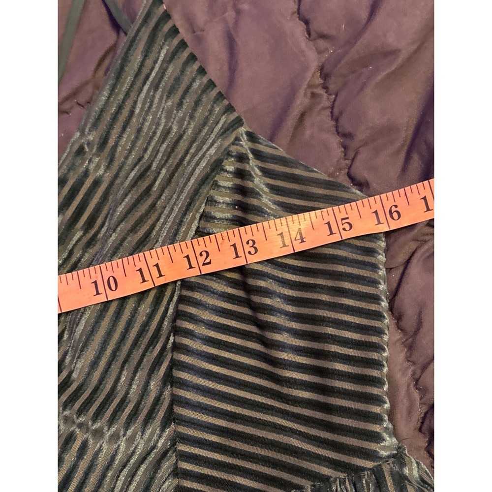 Dress‎ Forum Women's Dark Green Striped Velour Romper Size Medium - Picture 5 of 6